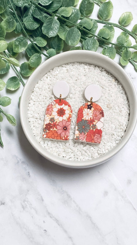 Retro Floral Pattern Arch Earrings